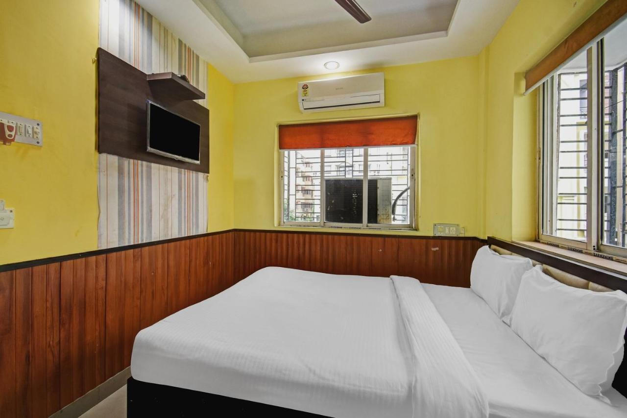 Flagship Hotel Eden Kolkata Bagian luar foto