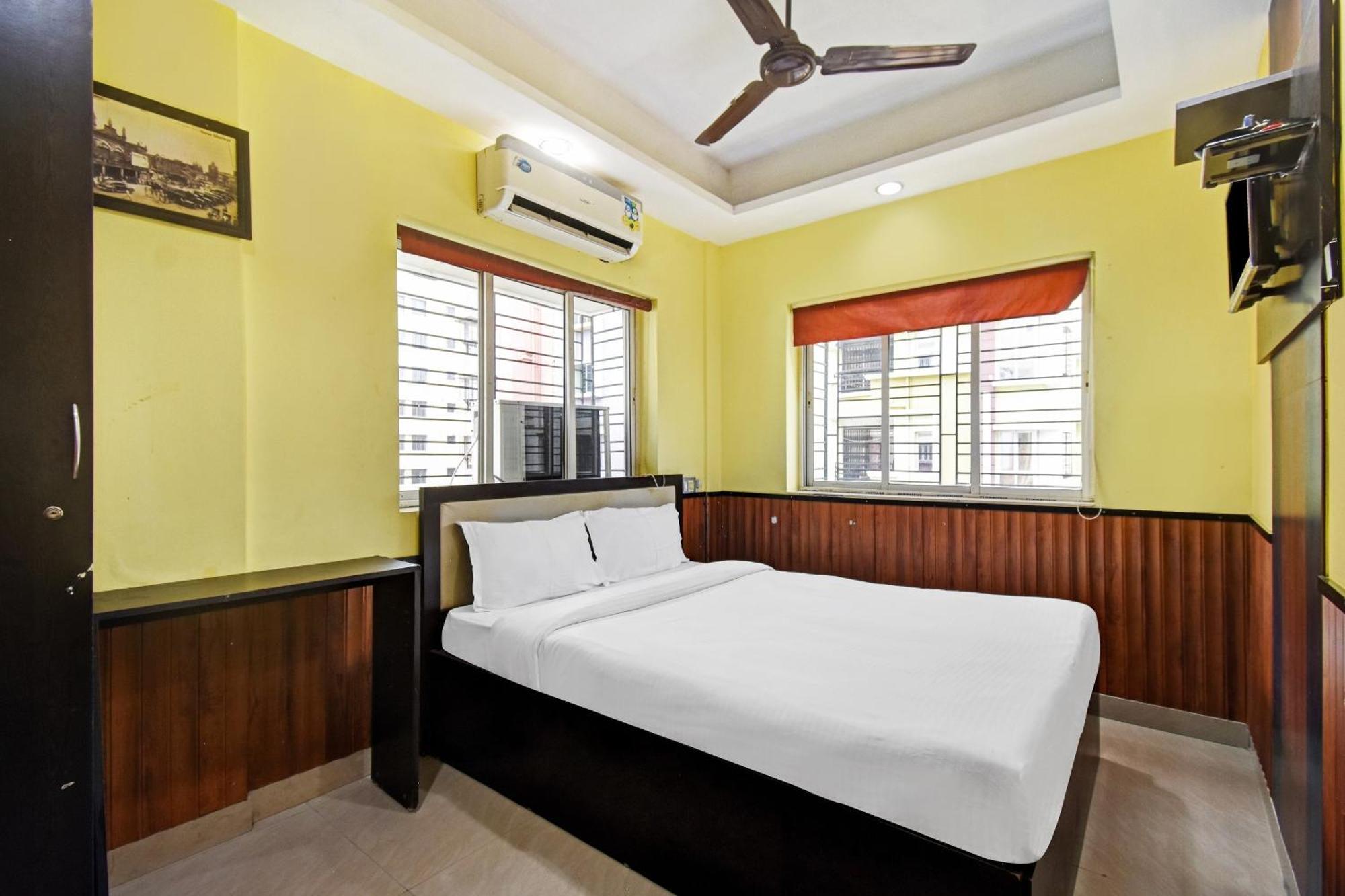 Flagship Hotel Eden Kolkata Bagian luar foto
